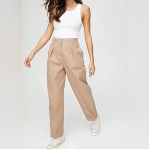 Aritzia Wilfred Free Day Off Khaki High Waisted Pleated Barrel Cuff Ankle Pants
